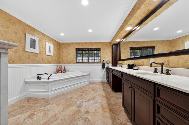 7411 Annapolis Lane, Parkland, FL 33067