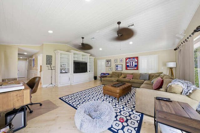 7411 Annapolis Lane, Parkland, FL 33067