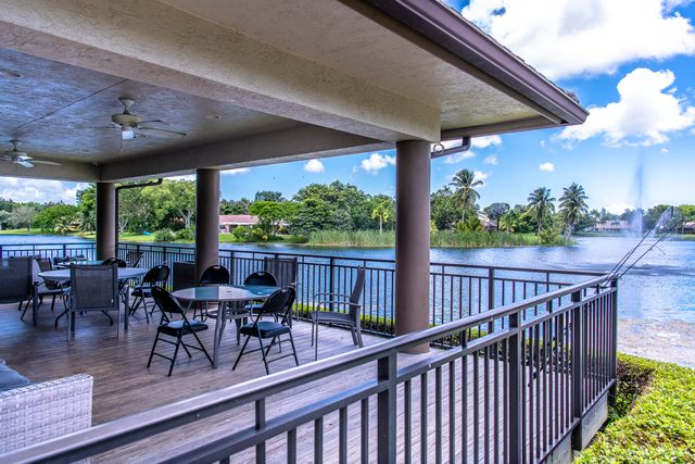 7411 Annapolis Lane, Parkland, FL 33067