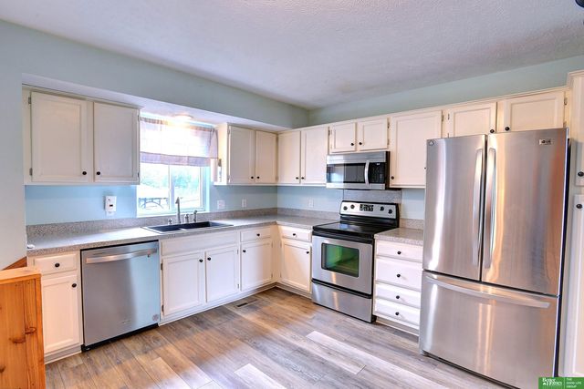 1211 Buckboard Boulevard, Papillion, NE 68046