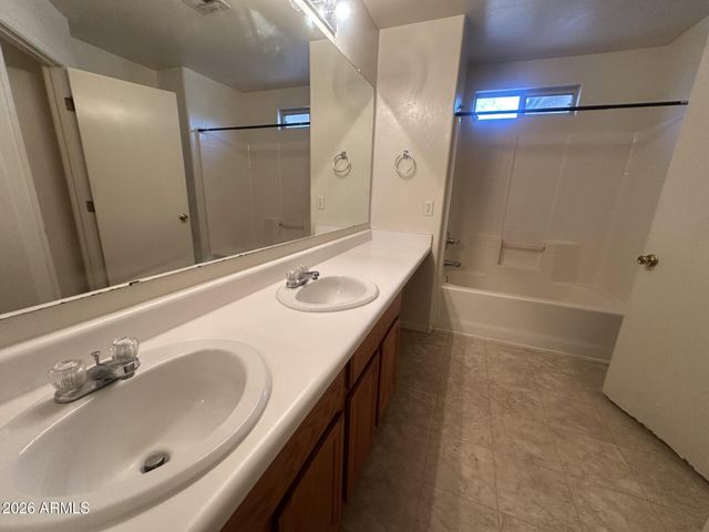 623 E EL MONTE Place, Chandler, AZ 85225
