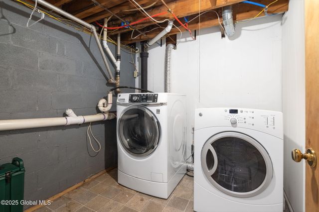 1420 Western Avenue, Guilderland, NY 12203