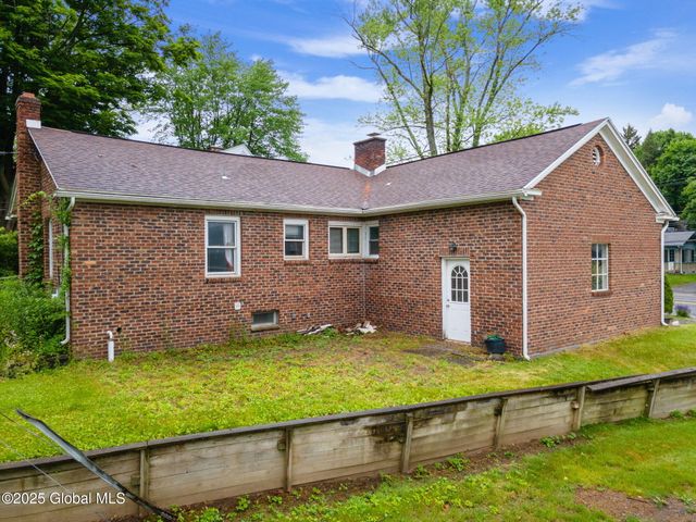 1420 Western Avenue, Guilderland, NY 12203