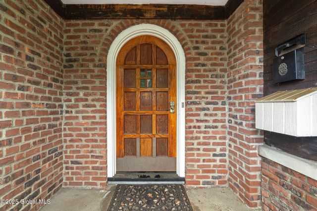 1420 Western Avenue, Guilderland, NY 12203