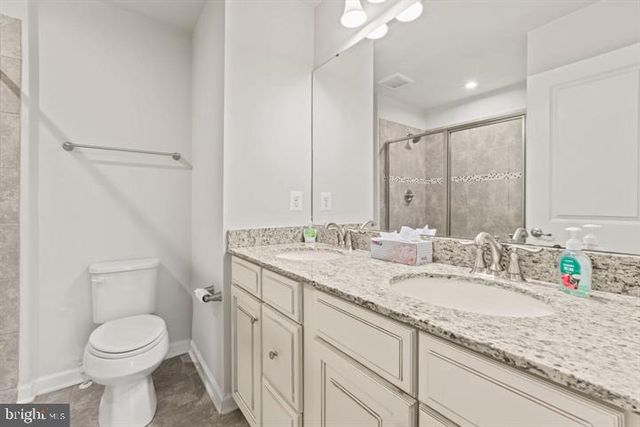 1207 TRENTON PL SE, Washington, DC 20032