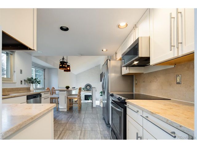 11702 W 21st Pl, Lakewood, CO 80215