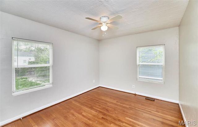 10214 Saint Anthony Lane, St Ann, MO 63074
