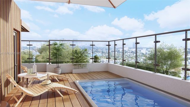 2005 Calais Drive 1, Miami Beach, FL 33141