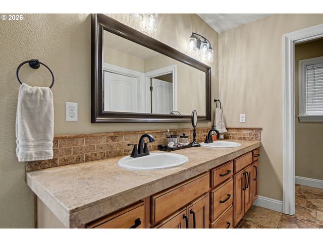 839900 Nw DUTCH OVEN Ave, Salem, OR 97304