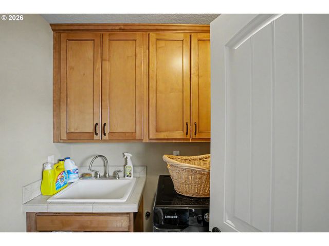 839900 Nw DUTCH OVEN Ave, Salem, OR 97304