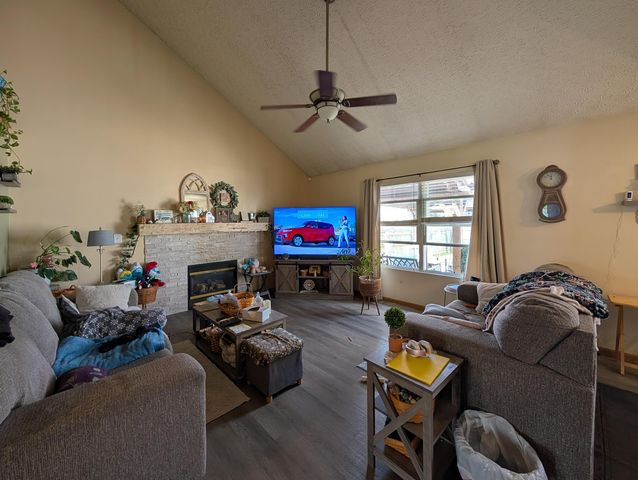 4015 Grayson Drive, Obetz, OH 43207
