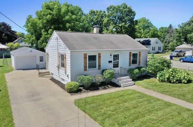 1201 LANGLADE AVENUE, Green Bay, WI 54304