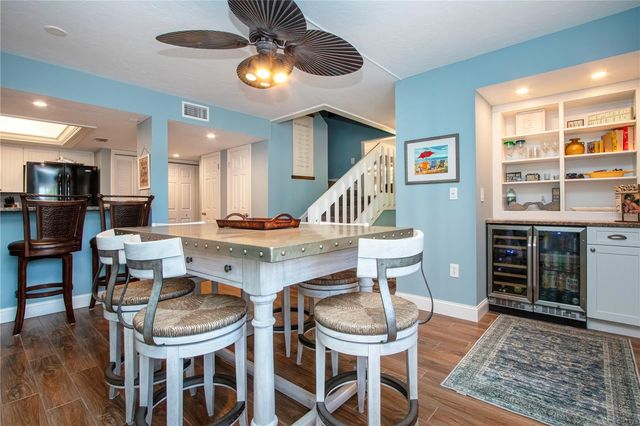 1700 COVE II PLACE 324, Sarasota, FL 34242