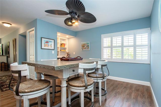 1700 COVE II PLACE 324, Sarasota, FL 34242