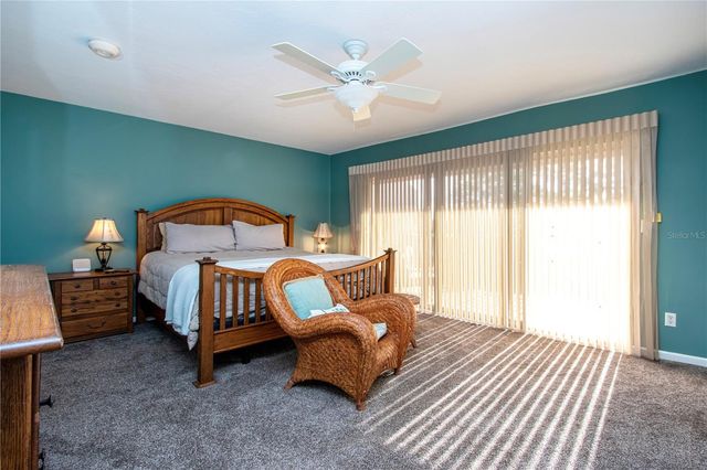 1700 COVE II PLACE 324, Sarasota, FL 34242