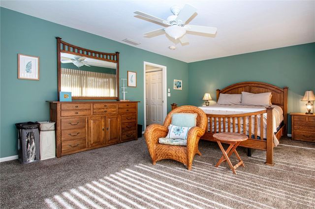 1700 COVE II PLACE 324, Sarasota, FL 34242