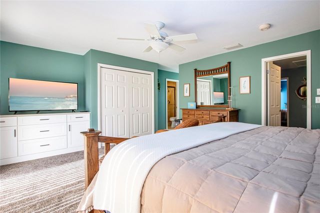 1700 COVE II PLACE 324, Sarasota, FL 34242