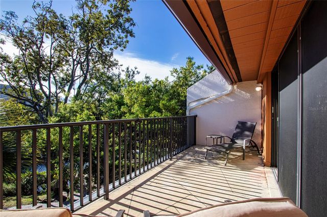 1700 COVE II PLACE 324, Sarasota, FL 34242