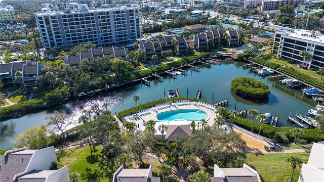 1700 COVE II PLACE 324, Sarasota, FL 34242