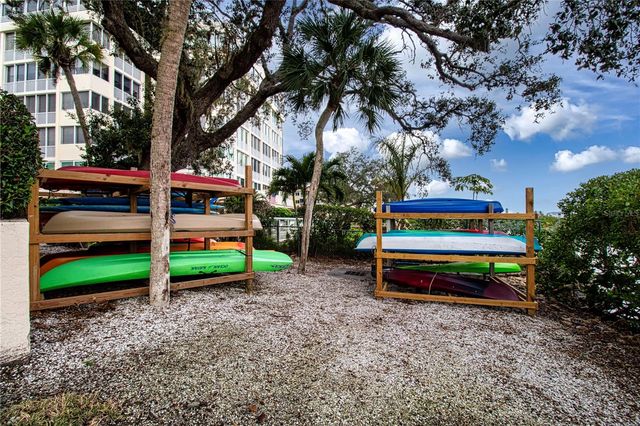 1700 COVE II PLACE 324, Sarasota, FL 34242