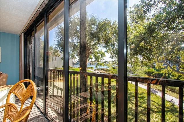 1700 COVE II PLACE 324, Sarasota, FL 34242