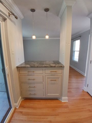 5335 Bent Tree Forest Drive 279T, Dallas, TX 75248