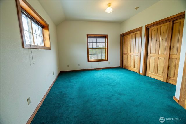 6 Orchard Loop S., Tonasket, WA 98855