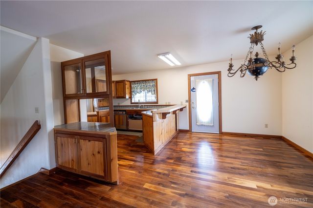 6 Orchard Loop S., Tonasket, WA 98855