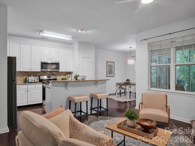 10747 Essex Hall Drive, Charlotte, NC 28277