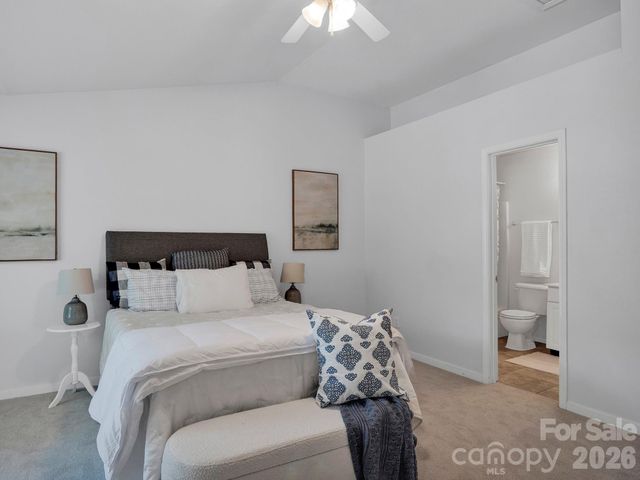 10747 Essex Hall Drive, Charlotte, NC 28277