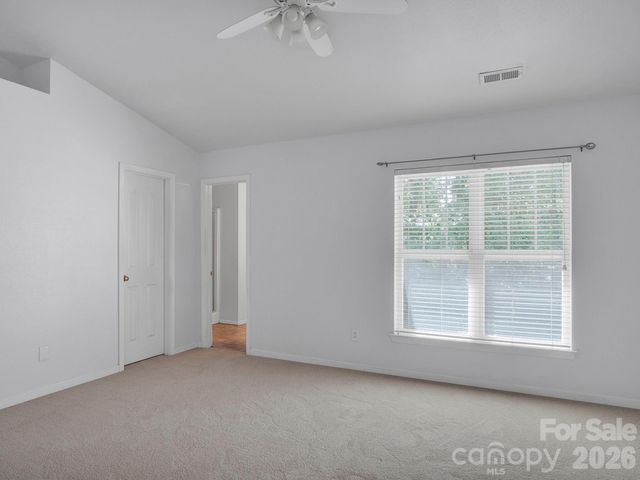 10747 Essex Hall Drive, Charlotte, NC 28277