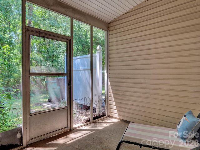 10747 Essex Hall Drive, Charlotte, NC 28277