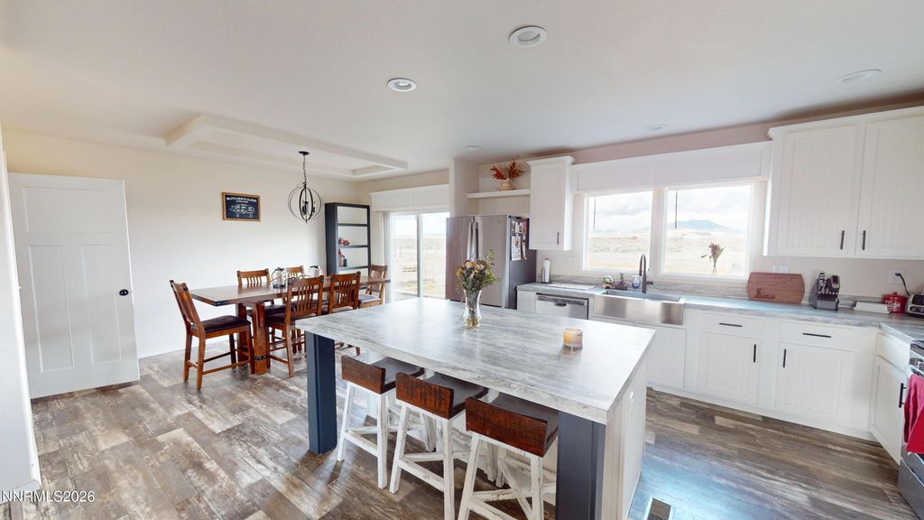 Image 2 of property listing at 155 Misty Court, Winnemucca, NV 89445