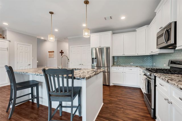 406 Clear Lake Road, Clear Lake Shores, TX 77565