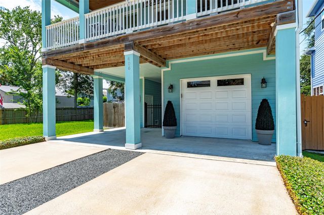 406 Clear Lake Road, Clear Lake Shores, TX 77565