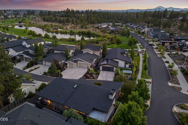 2749 NW Shields Drive, Bend, OR 97703