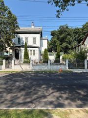205 S 6th Avenue, Mount Vernon, NY 10550
