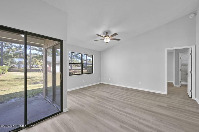 8429 LONG MEADOW Circle N, Jacksonville, FL 32244