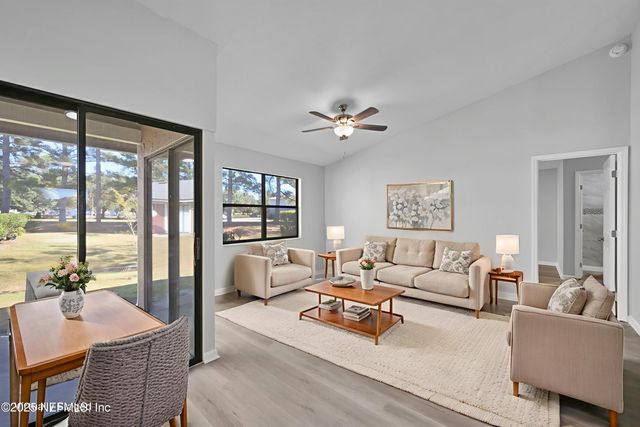 8429 LONG MEADOW Circle N, Jacksonville, FL 32244