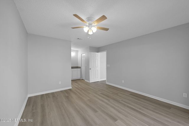 8429 LONG MEADOW Circle N, Jacksonville, FL 32244