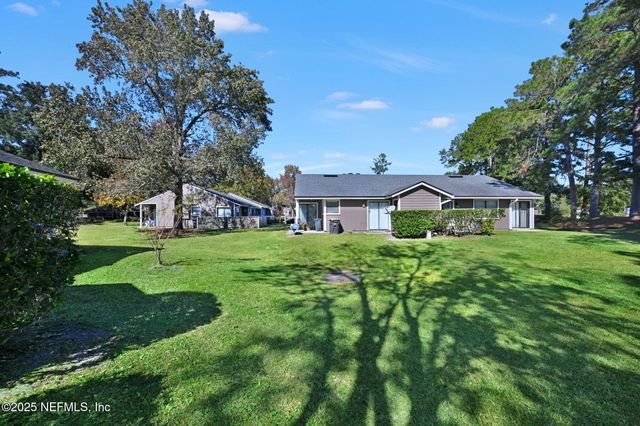 8429 LONG MEADOW Circle N, Jacksonville, FL 32244