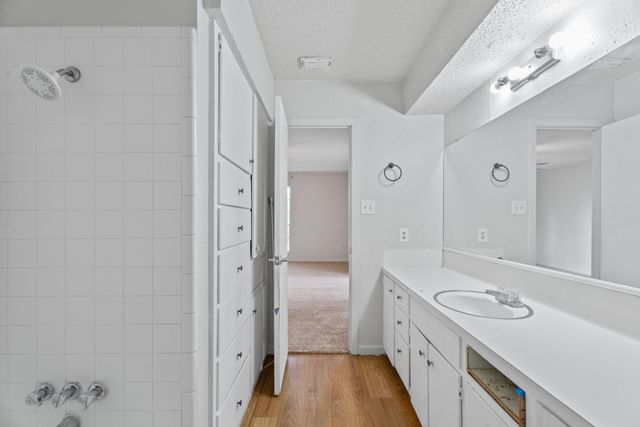 1910 Woodland Ave, Austin, TX 78741