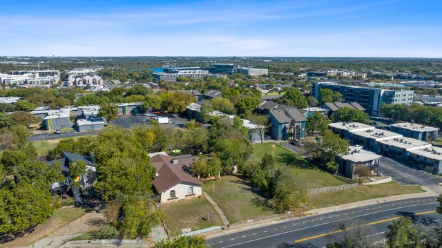 1910 Woodland Ave, Austin, TX 78741