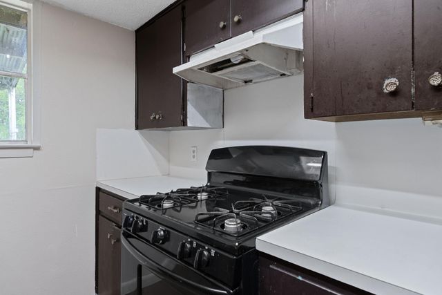 1910 Woodland Ave, Austin, TX 78741