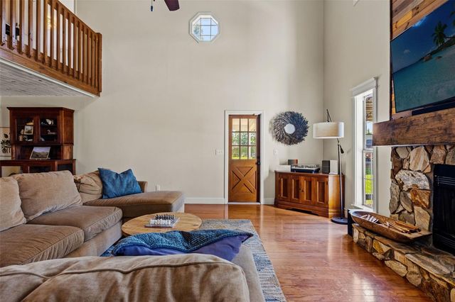 37714 FAIRFIELD LANE, Dade City, FL 33525