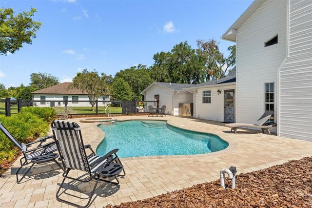 37714 FAIRFIELD LANE, Dade City, FL 33525