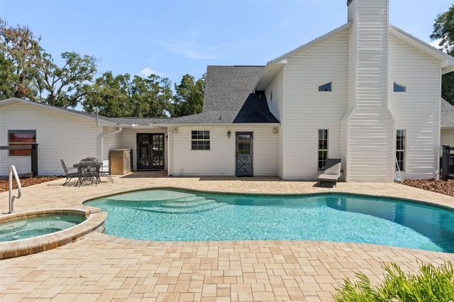 37714 FAIRFIELD LANE, Dade City, FL 33525