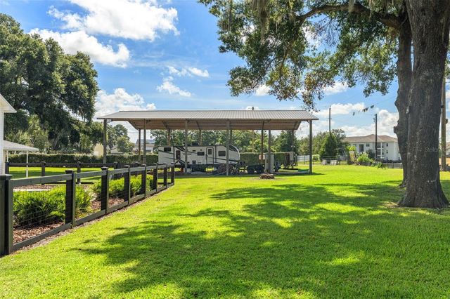 37714 FAIRFIELD LANE, Dade City, FL 33525