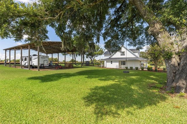 37714 FAIRFIELD LANE, Dade City, FL 33525