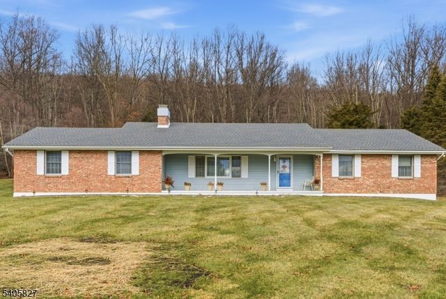 33 Edgemere Ter, Washington Twp., NJ 07882